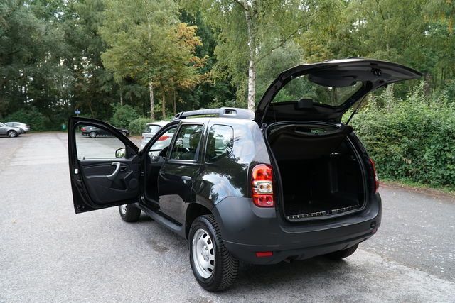 Gebraucht Dacia Duster 105 PS (77 kW) 2014 Schwarz metallic SUV