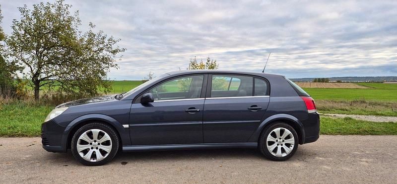 Blau Gebraucht 2008 Opel Signum Kombi | 2.000 € (Fairer Preis) - Bild 1/4