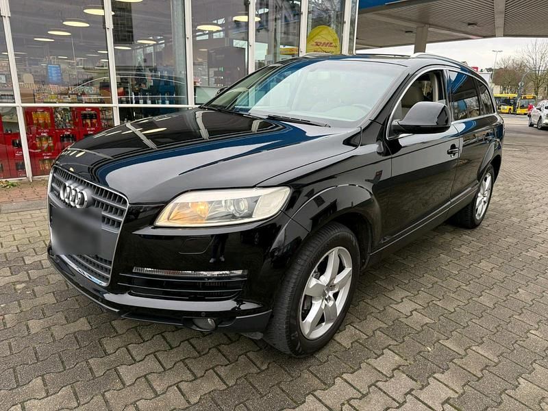 Schwarz Gebraucht 2007 Audi Q7 SUV | 6.950 € (Superpreis) - Bild 1/4
