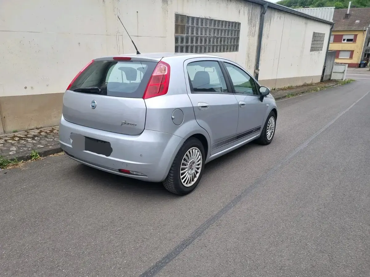 Gebraucht Fiat Punto 90 PS (66 kW) 2007 Andere farben Kleinwagen