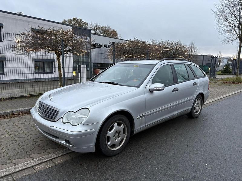 Silber Gebraucht 2001 Mercedes C180 Kombi | 1.300 € (Guter Preis) - Bild 1/4