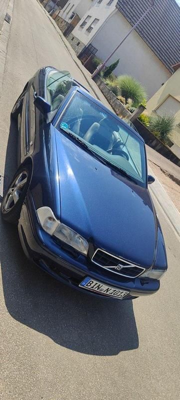 Blau Gebraucht 2000 Volvo C70 Cabrio | 2.350 € (Superpreis) - Bild 1/4