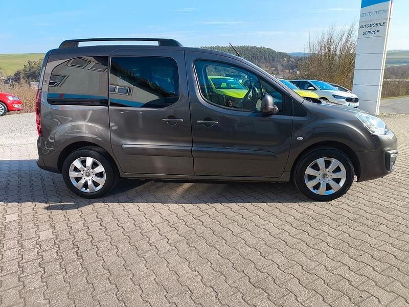 Gebraucht Citroën Berlingo 120 PS (88 kW) 2018 Grau Van / Kleinbus