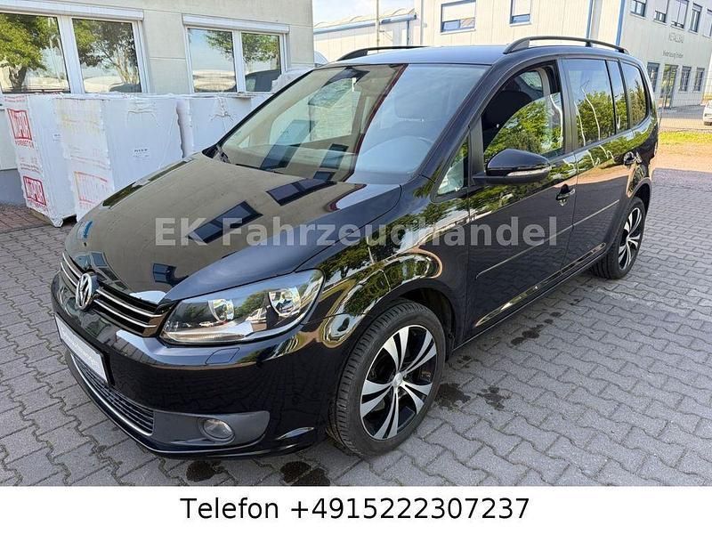 Schwarz Gebraucht 2012 VW Touran Comfortline Van / Kleinbus | 6.699 € (Guter Preis) - Bild 1/4