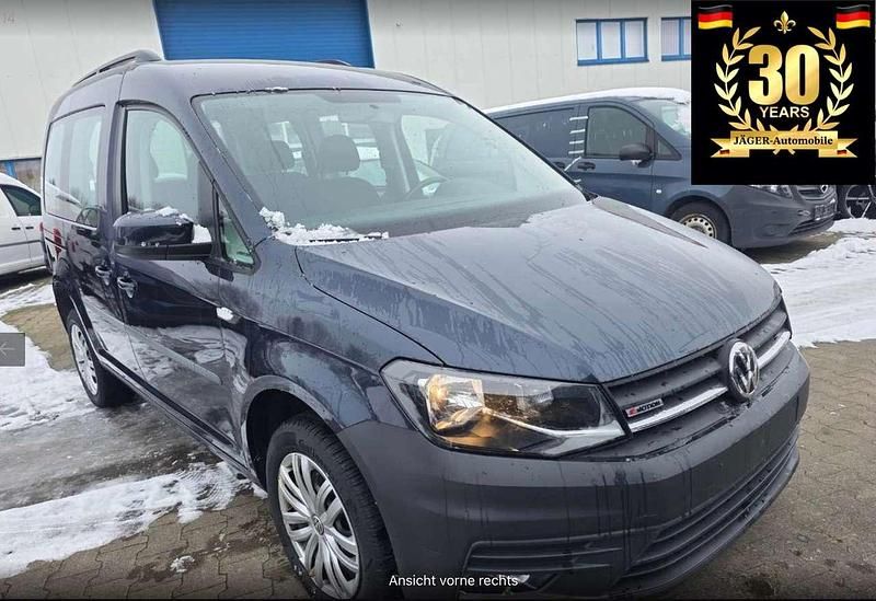 Gebraucht VW Caddy Trendline 122 PS (89 kW) 2020 Starlight blue metallic Van / Kleinbus