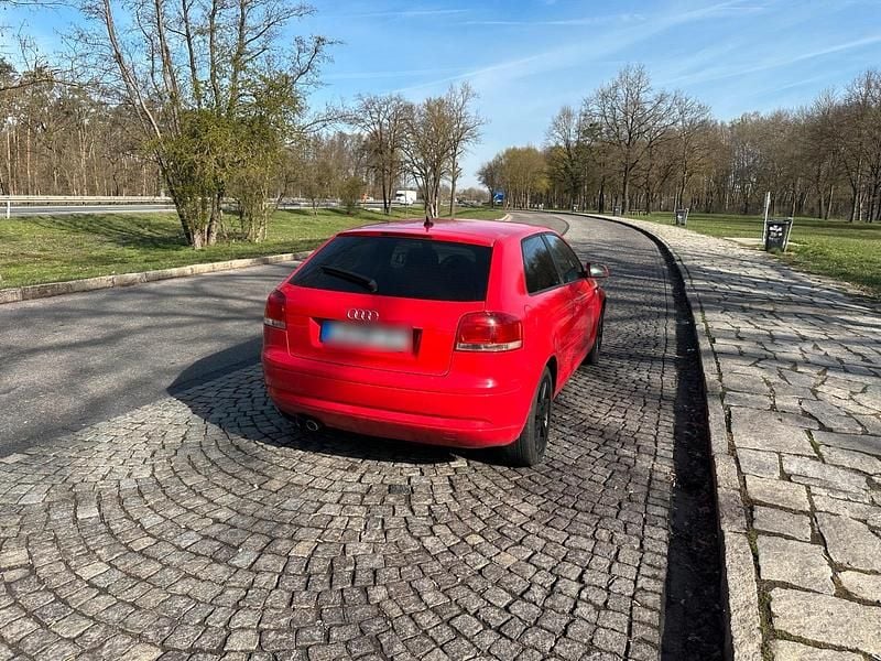 Gebraucht Audi A3 140 PS (102 kW) 2007 Rot Kleinwagen