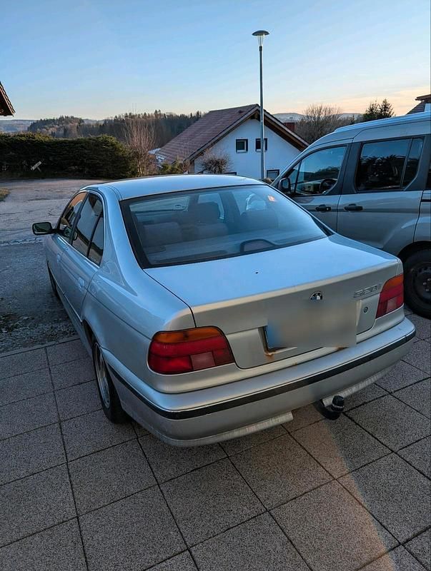 Gebraucht BMW 520 150 PS (110 kW) 2000 Limousine