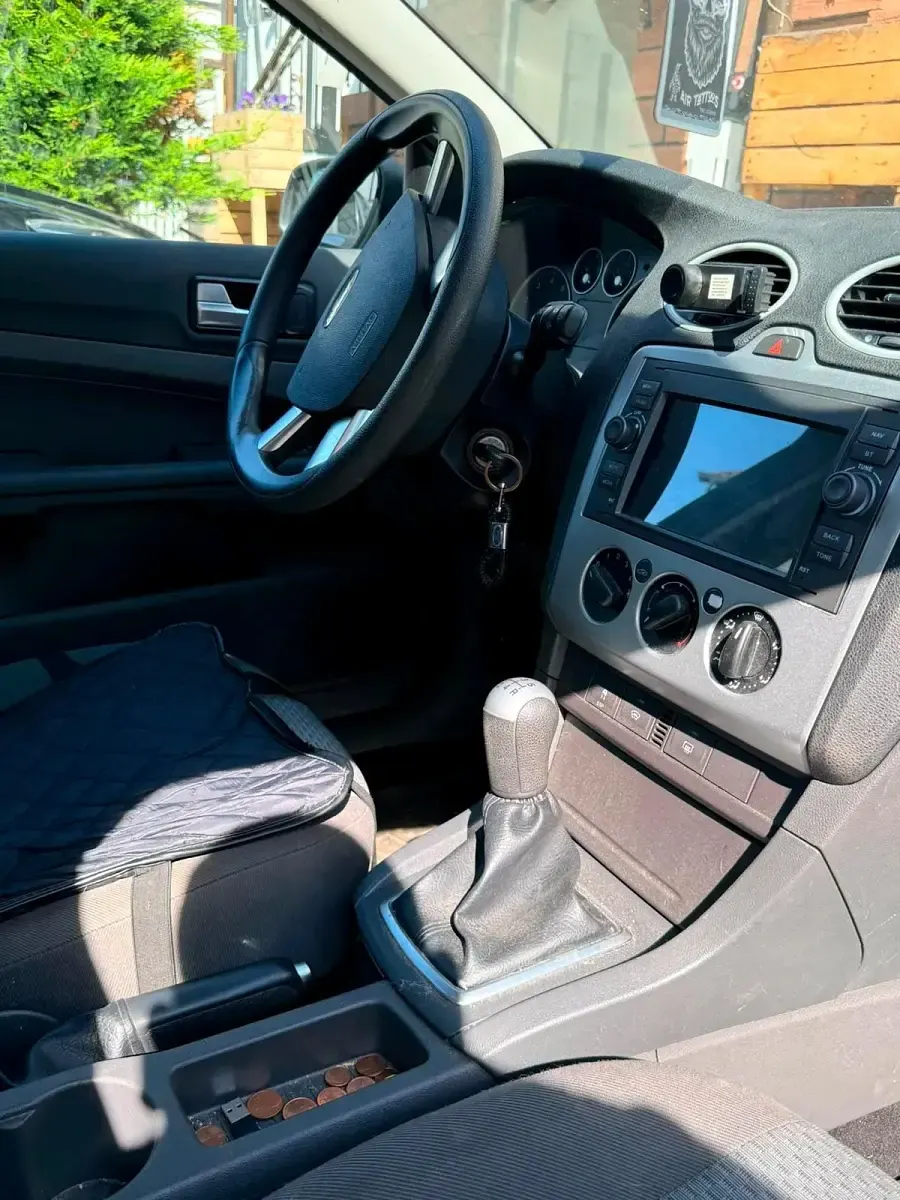 Gebraucht Ford Focus 116 PS (85 kW) 2007 Grau Kleinwagen