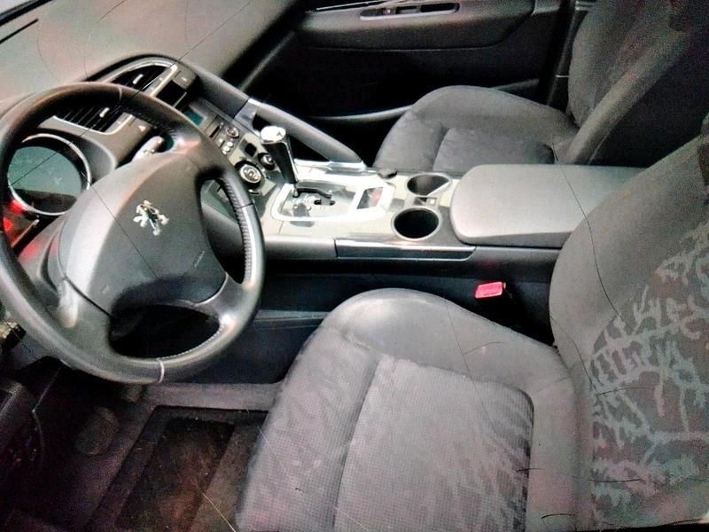 Gebraucht Peugeot 3008 Business-Line 163 PS (119 kW) 2012 Braun Kombi