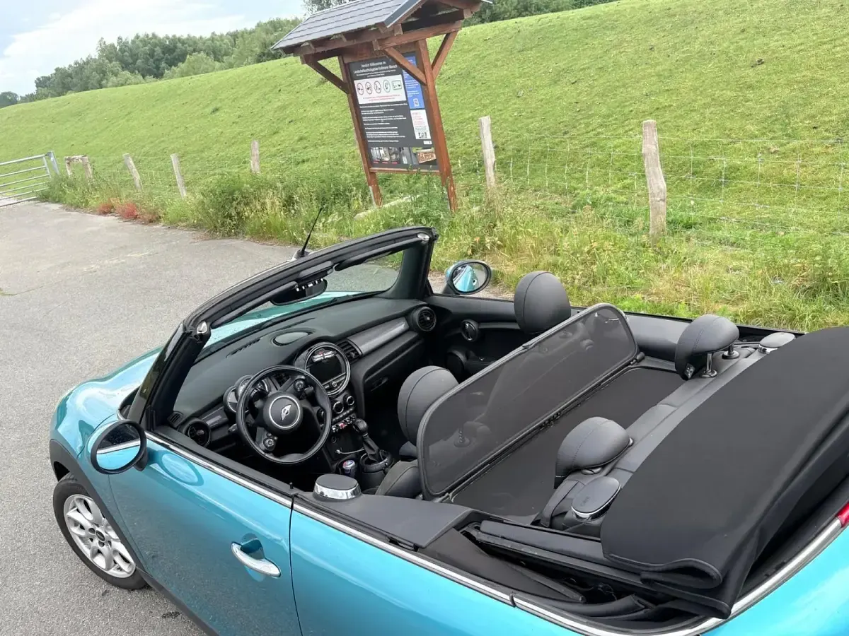 Gebraucht Mini Cooper Cabriolet 136 PS (100 kW) 2017 Blau Cabrio
