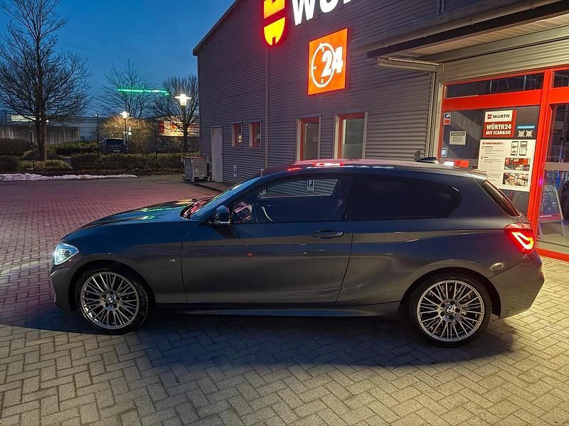 Gebraucht BMW 125 M Sport 224 PS (164 kW) 2018 Grau Kleinwagen