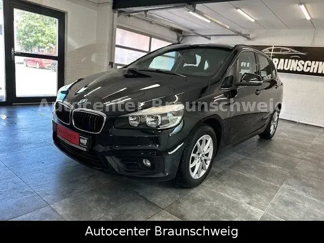 Gebraucht BMW 216 Active Tourer Advantage 116 PS (85 kW) 2017 Schwarz Van / Kleinbus