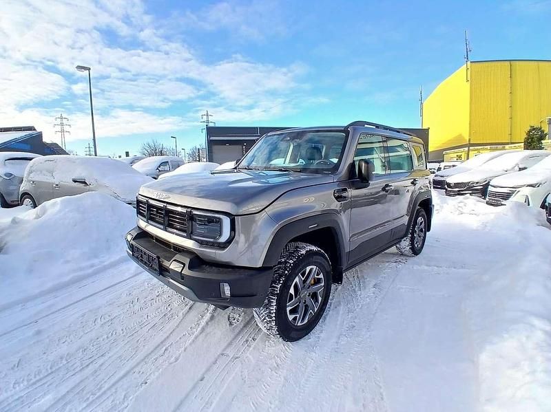 Neu Baic BJ40 234 PS (172 kW) 2026 Grau SUV