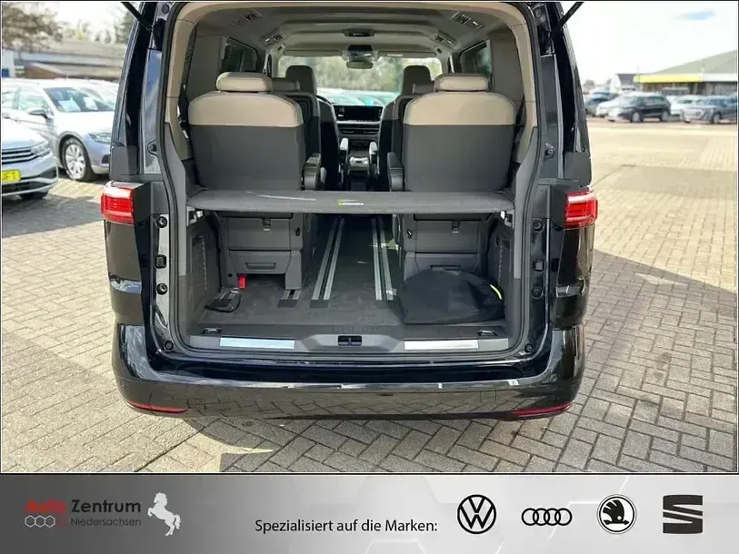 Gebraucht VW Multivan Style 218 PS (160 kW) 2023 Deep black pearlescent Van / Kleinbus