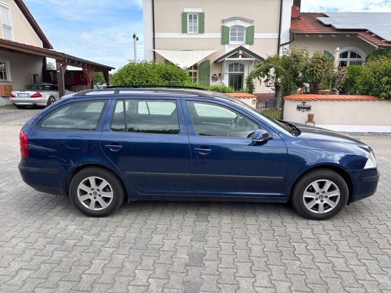 Blau Gebraucht 2008 Skoda Octavia Team Edition Kombi | 3.700 € (Etwas zu teuer) - Bild 1/4