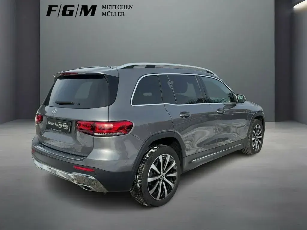 Gebraucht Mercedes GLB220 Progressive 190 PS (139 kW) 2022 Metalliclack mountaingrau SUV