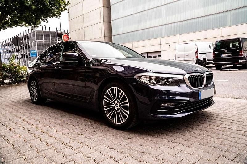 Gebraucht 2019 BMW 520 Sport Line Limousine | 28.500 € (Etwas zu teuer) - Bild 1/4