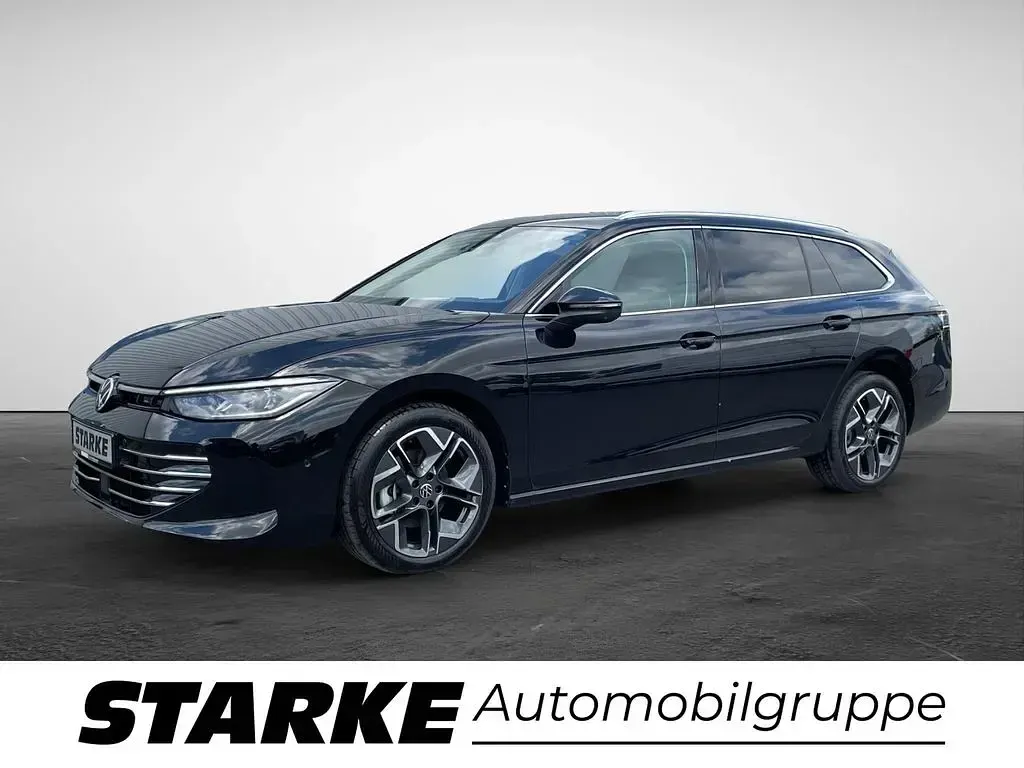 Gebraucht VW Passat Elegance 150 PS (110 kW) 2024 Gelb (scale silver metallic) Kombi