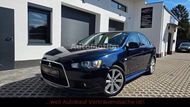 Gebraucht Mitsubishi Lancer Sportback 150 PS (110 kW) 2014 Tansanitblau (p) Limousine