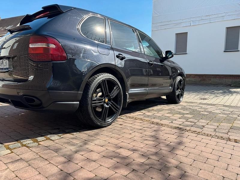 Gebraucht Porsche Cayenne 300 PS (220 kW) 2009 Schwarz SUV