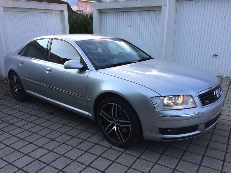 Lichtsilber metallic Gebraucht 2003 Audi A8 Limousine | 10.490 € (Teuer) - Bild 1/4