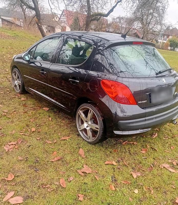 Gebraucht Peugeot 207 150 PS (110 kW) 2009 Schwarz Limousine