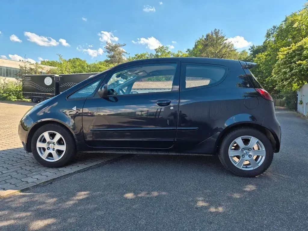 Gebraucht Mitsubishi Colt Inform 95 PS (69 kW) 2008 Schwarz