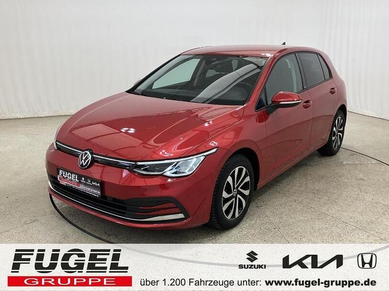 Kings red metallic Gebraucht 2021 VW Golf VIII Active Limousine | 19.899 € (Guter Preis) - Bild 1/4