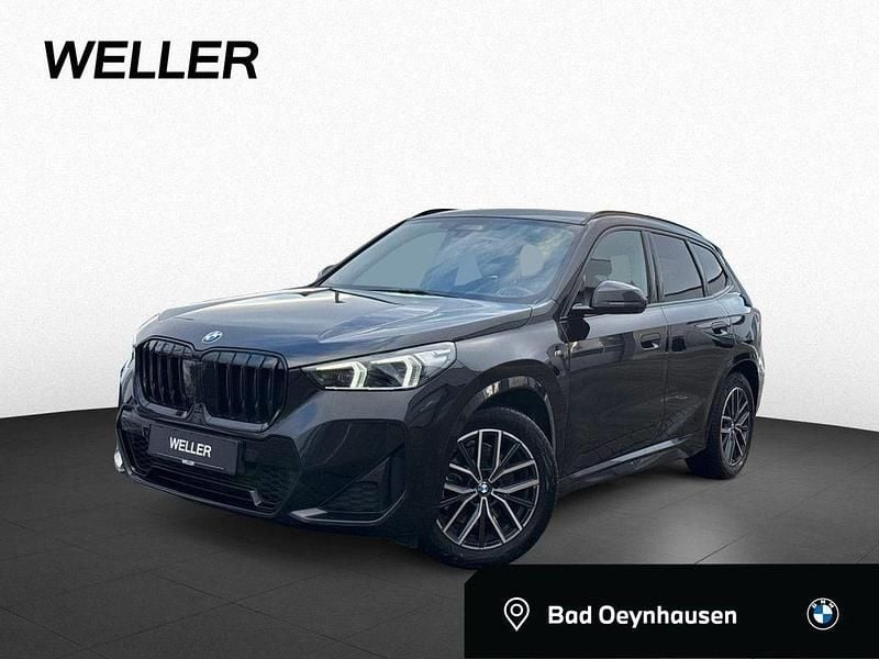 Black sapphire (schwarz) Gebraucht 2024 BMW X1 M Sport SUV | 44.945 € (Guter Preis) - Bild 1/4