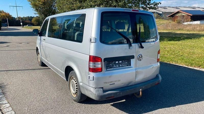 Gebraucht VW Transporter 140 PS (102 kW) 2011 Silber Van