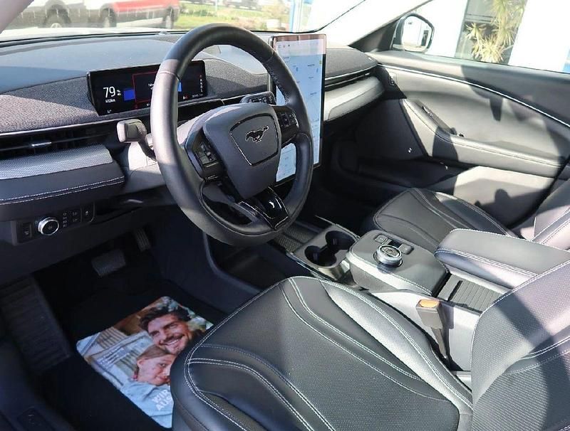 Gebraucht Ford Mustang 216 PS (158 kW) 2022 Silber SUV