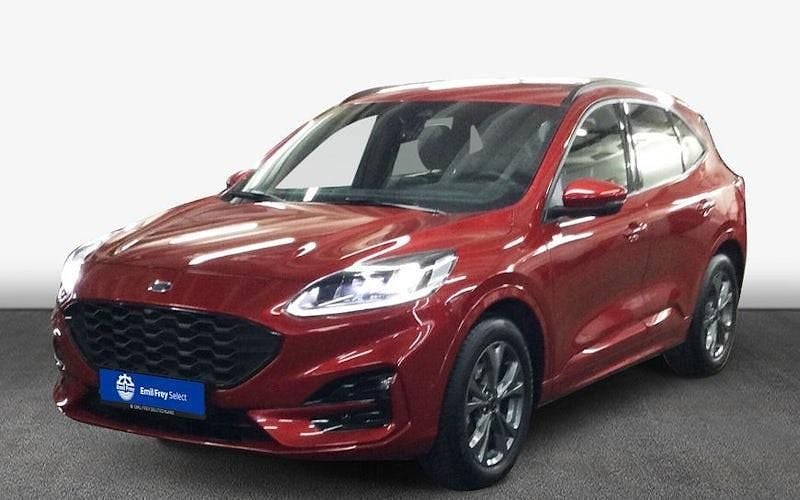Gebraucht Ford Kuga ST-Line 120 PS (88 kW) 2024 Rot metallic SUV