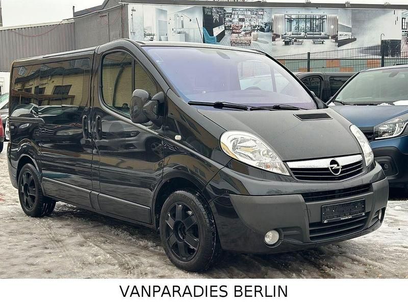 Gebraucht Opel Vivaro 145 PS (106 kW) 2010 Schwarz Van / Kleinbus