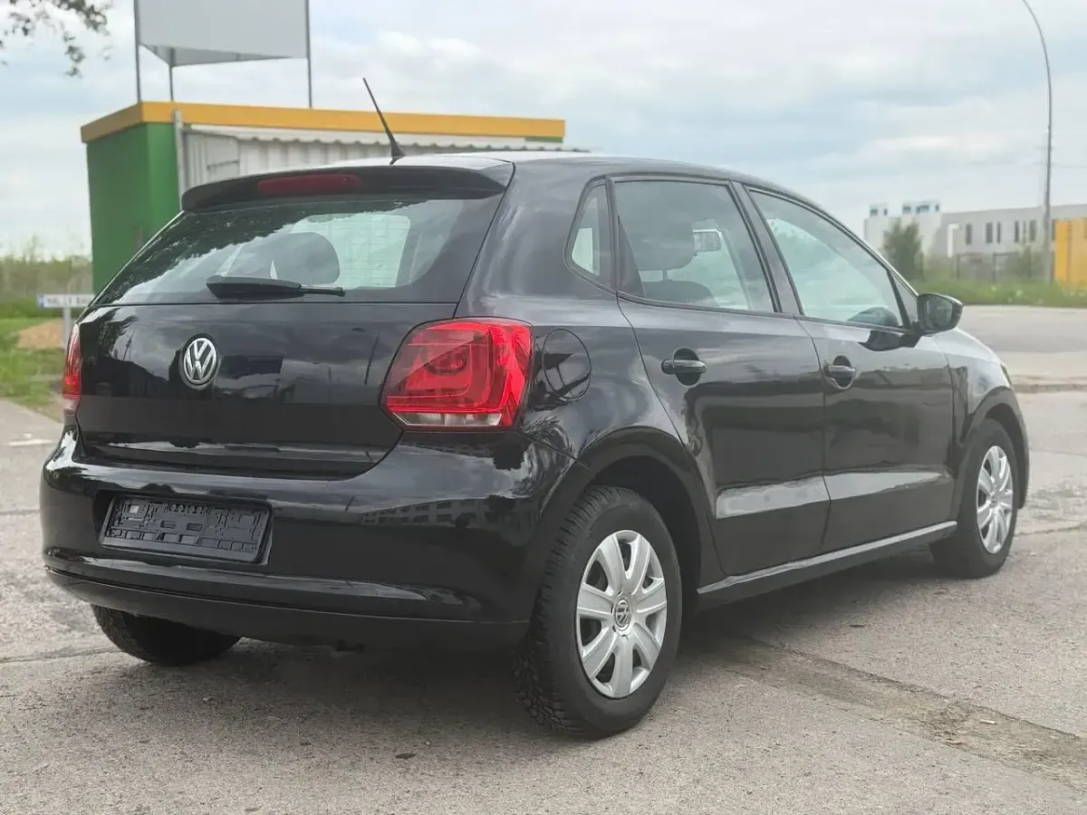 Używany VW Polo 60 KM (44 kW) 2011 Czarny Hatchback