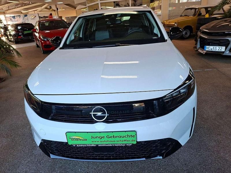 Gebraucht Opel Corsa-e 100 kW (136 PS) 2023 Weiss banquise Kleinwagen