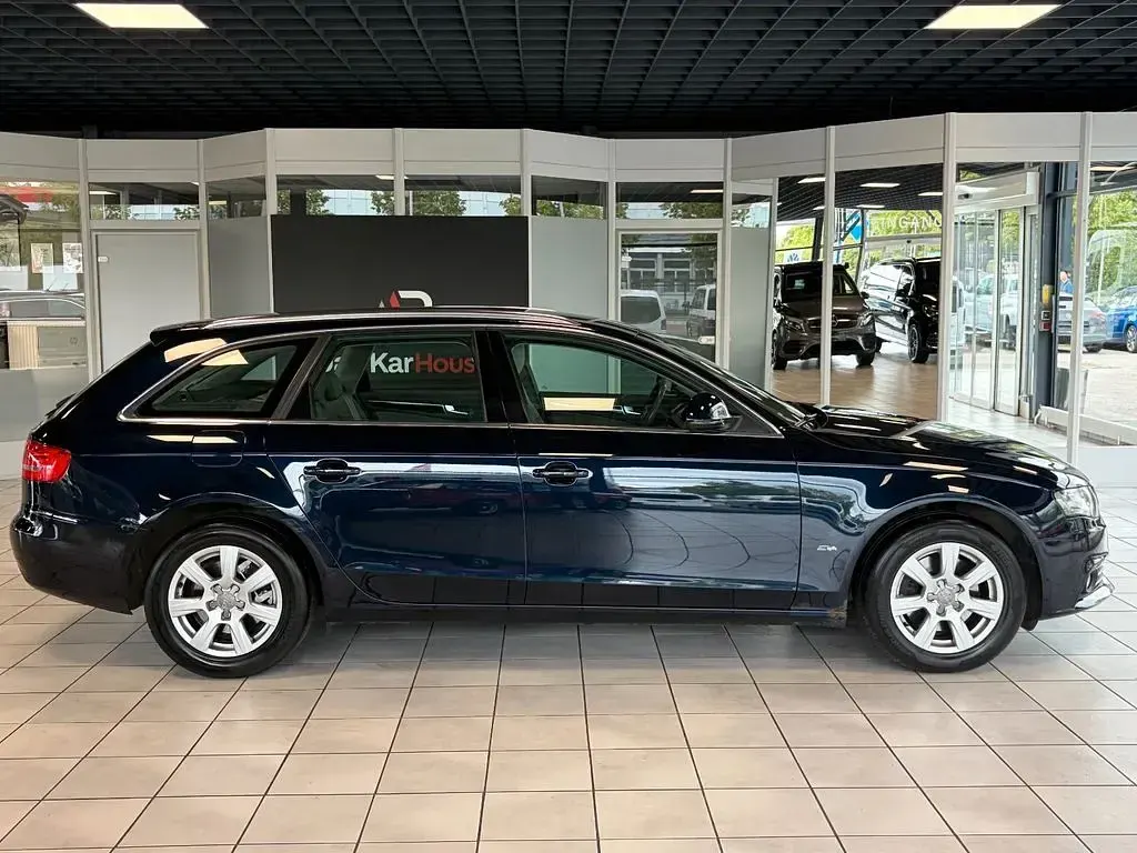 Używany Audi A4 Ambiente 143 KM (105 kW) 2008 Niebieski Kombi