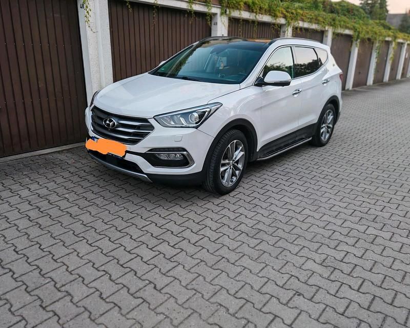 Gebraucht 2016 Hyundai Santa Fe Premium SUV | 18.300 € (Guter Preis) - Bild 1/4