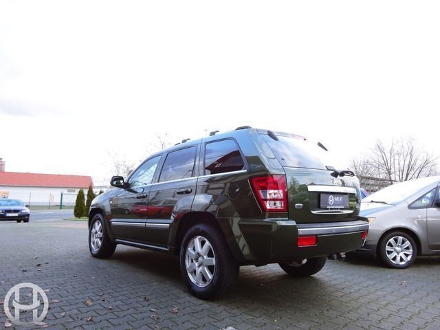 Gebraucht Jeep Grand Cherokee Overland 218 PS (160 kW) 2007 Andere farbe metallic SUV