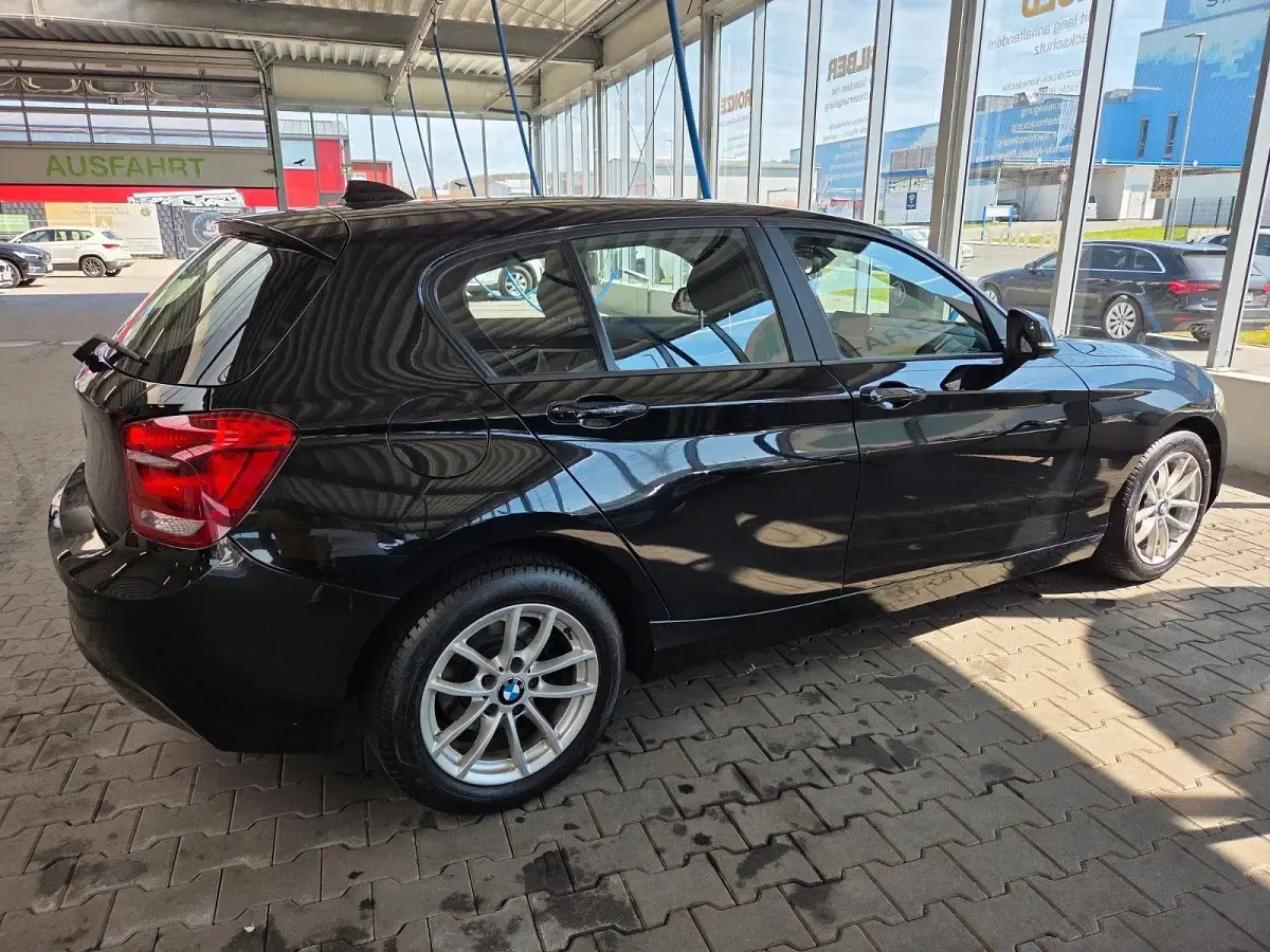 Second-hand BMW 114 102 CP (75 kW) 2012 Negru Hatchback