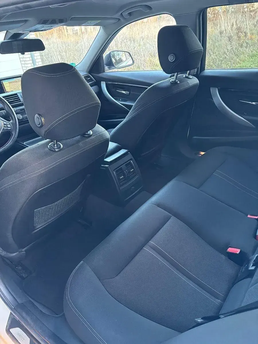 Gebraucht BMW 316 Sport Line 116 PS (85 kW) 2018 Weiß Kombi