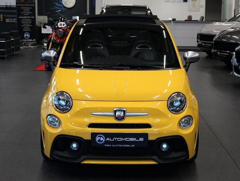 Gebraucht Abarth 595C Turismo 165 PS (121 kW) 2017 Gelb Cabrio