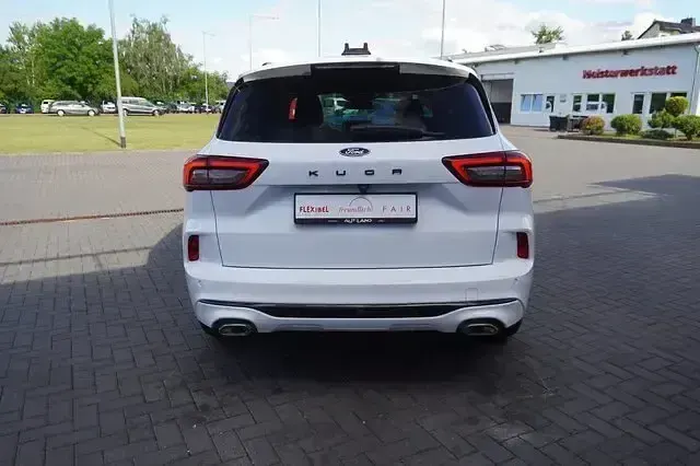 Gebraucht Ford Kuga ST-Line 184 PS (135 kW) 2025 Schwarz SUV