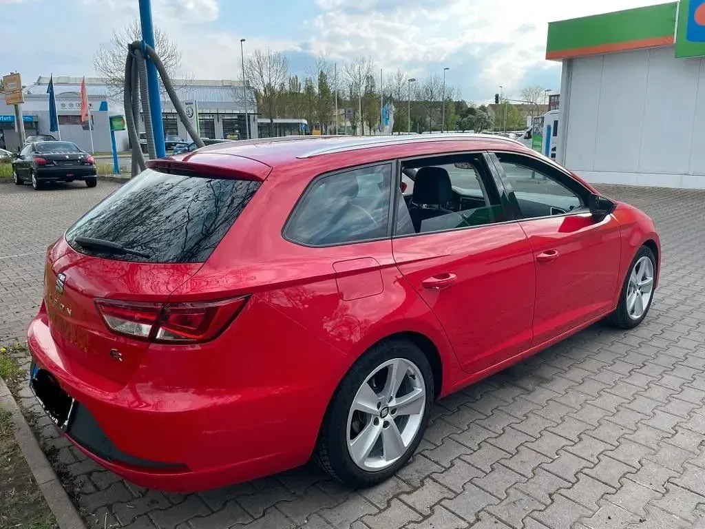 Gebraucht Seat Leon ST FR 150 PS (110 kW) 2016 Rot Kombi