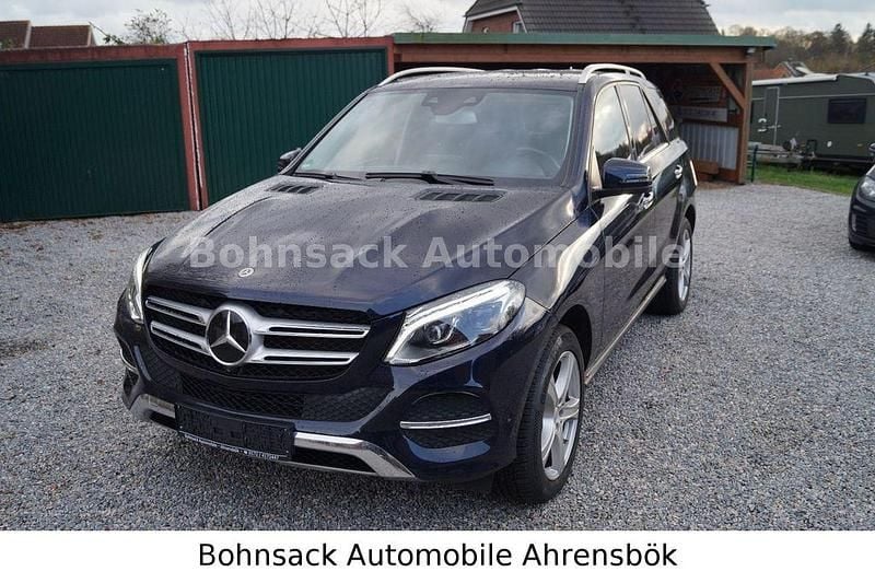 Blau Gebraucht 2018 Mercedes GLE500 SUV | 32.800 € - Bild 1/4