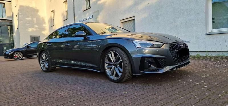 Grau Gebraucht 2023 Audi A5 S-Line Coupé | 38.250 € (Guter Preis) - Bild 1/4