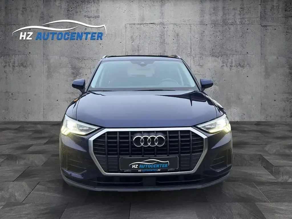 Gebraucht Audi Q3 Ambiente 150 PS (110 kW) 2023 Blau SUV