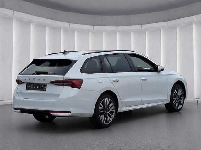 Neu Skoda Octavia 150 PS (110 kW) 2026 Moonweiss metallic Kombi