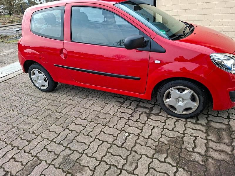 Gebraucht Renault Twingo 58 PS (42 kW) 2010 Rot Kleinwagen