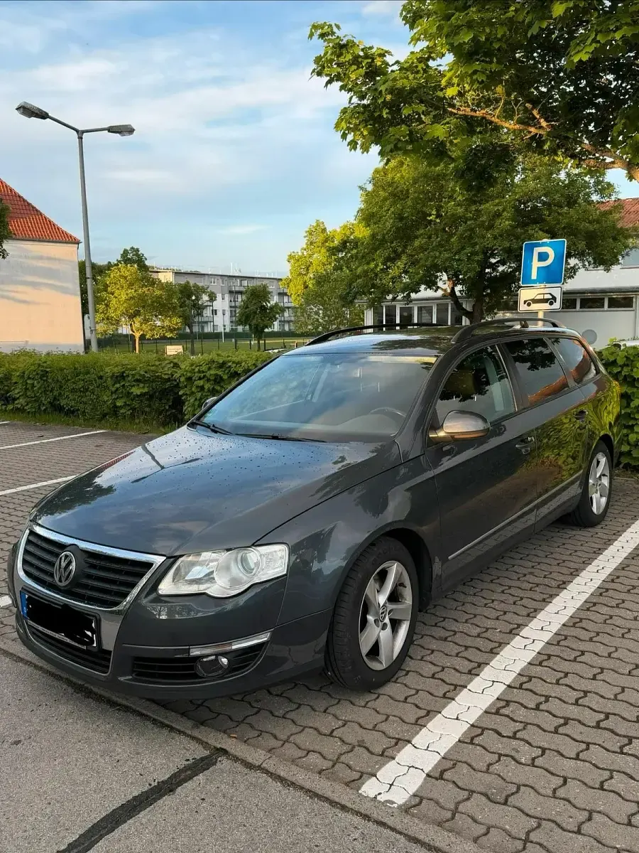 Gebraucht VW Passat 140 PS (102 kW) 2010 Grau Kombi