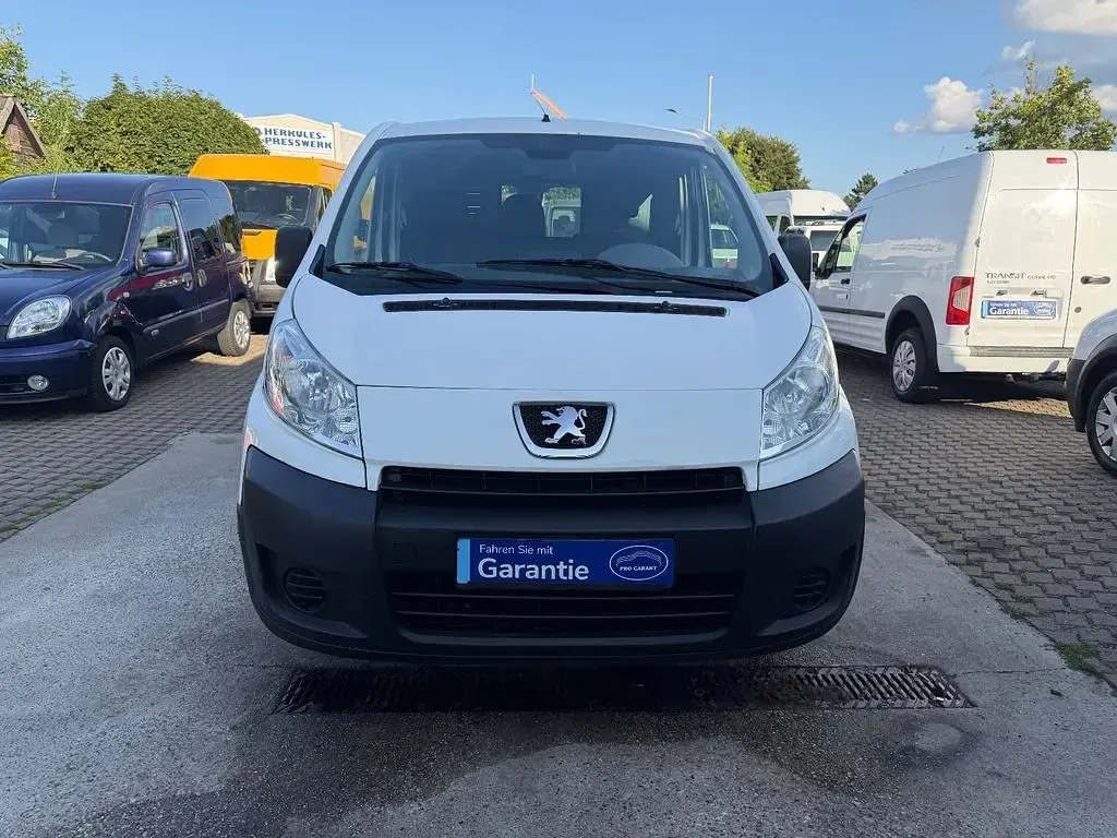Gebraucht Peugeot Expert 120 PS (88 kW) 2011 Weiß Van